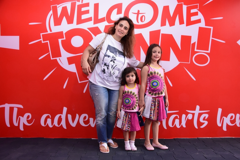 Toy Town Grand Opening-Wall of Fame